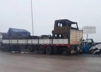 Federación: choque entre un camión y una camioneta dejó una víctima fatal