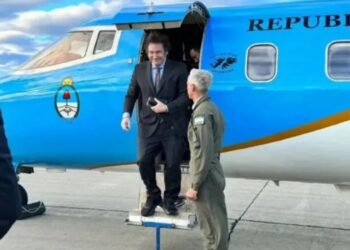 Piden la detención inmediata de Javier Milei apenas llegue a España