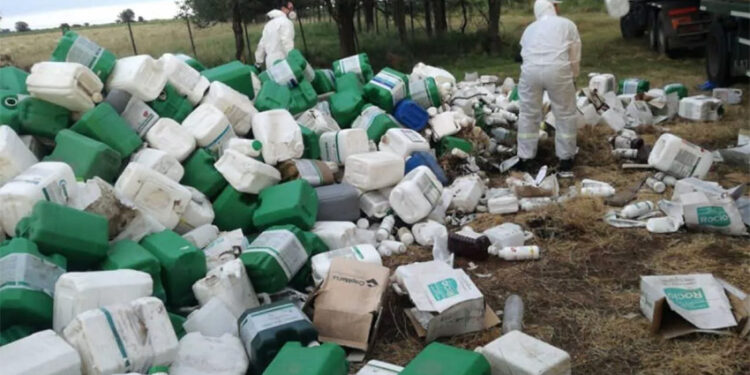 Envases de fitosanitarios: los riesgos de los circuitos informales