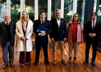 Javier Milei le ratificó a la Mesa de Enlace que no habrá baja de retenciones, por ahora