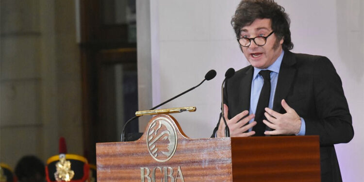 Vamos a vetar y si se cae el veto, vamos a judicializar
