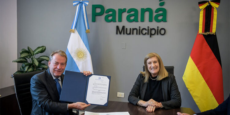 La intendenta Romero recibió al embajador de Alemania, Dieter Lamlé