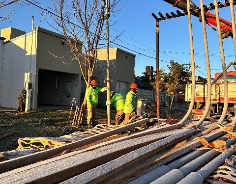 Avanza la obra de alumbrado público en Villa Elisa
