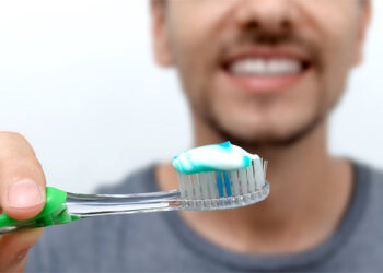 Afirman que la salud bucal es un factor clave para proteger el corazón y el cerebro