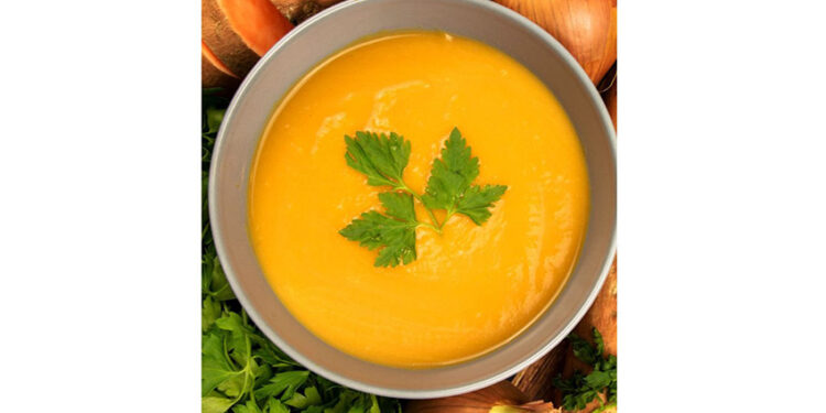 Plato del día: Sopa crema de zapallo y pollo