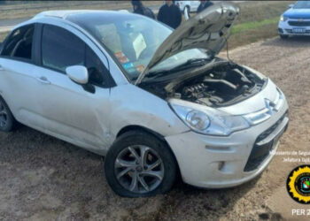 Vuelco de un automóvil en Ruta Nacional 14