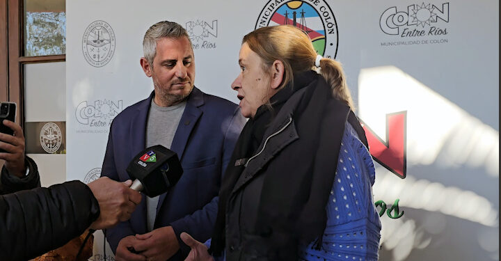 Colón: Presentación del programa Mujeres Sin Barreras