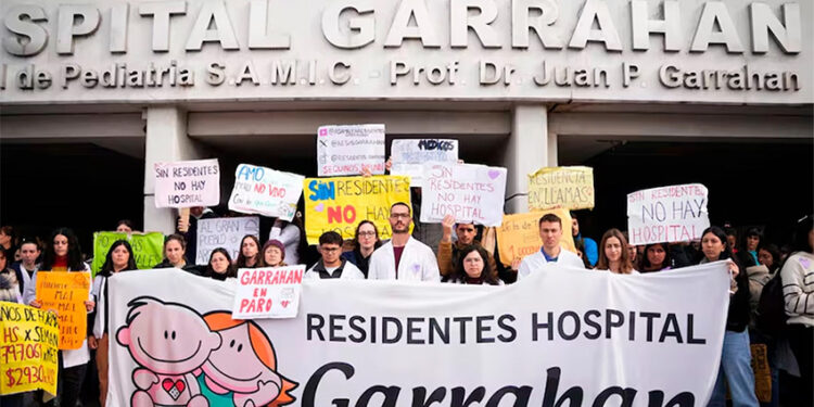 Nuevo paro en el Hospital Garrahan en reclamo por salarios y presupuesto