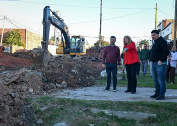 Paraná: La Municipalidad comenzó una obra integral sobre calle Manuel Crespo