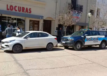 Escándalo libertario: la AFIP allanó en Entre Ríos la familia de la asesora de Francos mientras estaba en Miami