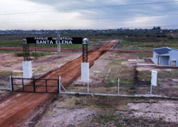 Promocionan el parque industrial Santa Elena y fomentan la actividad industrial