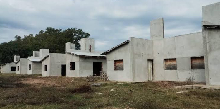 La Libertad Avanza propone una alternativa sin endeudamiento para finalizar las 72 viviendas en Colón
