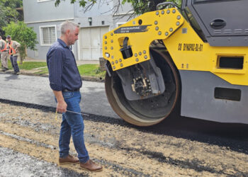 Colón: inicio de la obra de asfaltado de calle Alberdi