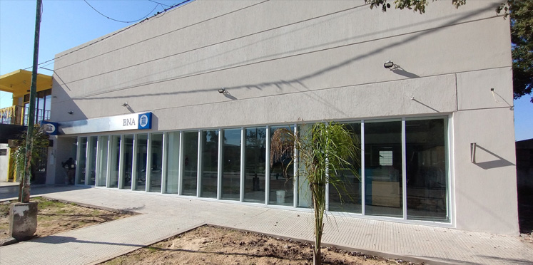 Desmantelan el Banco Nación en Santa Elena
