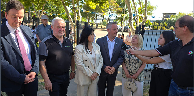 Colón inauguró su primer parque de energía solar fotovoltaica en la Planta Potabilizadora de Agua