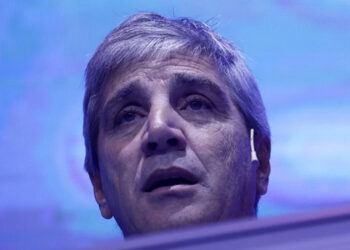 El consumo no aparece: Se desplomaron las ventas en supermercados