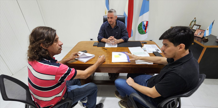 El Intendente de Colón recibió al Director del Hospital San Benjamín