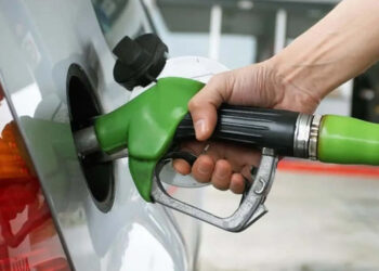 Vuelven a aumentar los combustibles en marzo: cuáles serán los nuevos montos de la nafta y el gasoil