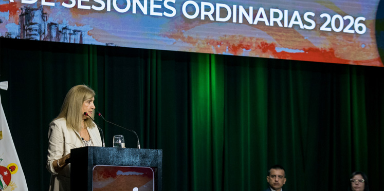 Rosario Romero inauguró el período de sesiones ordinarias del Concejo Deliberante en Paraná