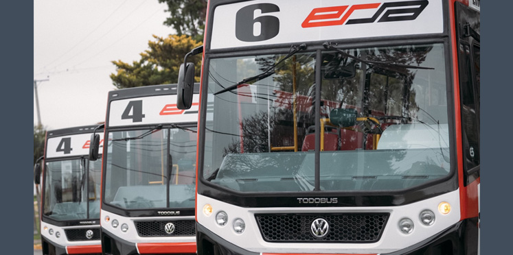 El gobierno provincial habilitó el boleto gratuito para docentes en el transporte urbano
