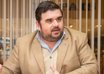 Intendente de Paysandú respondió al gobernador de Entre Ríos y explicó el futuro del proyecto de HIF Global