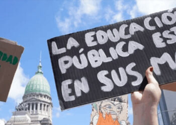 En medio del paro nacional, Universidades reclaman paritarias urgentes