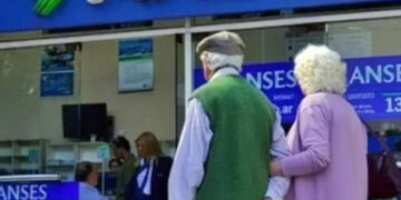El Gobierno oficializó bono de $70.000 para jubilados y pensionados