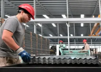 Trabajadores se saltean comidas “por motivos económicos” informe de la UCA
