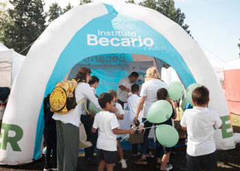 El Becario continúa con sus abordajes territoriales