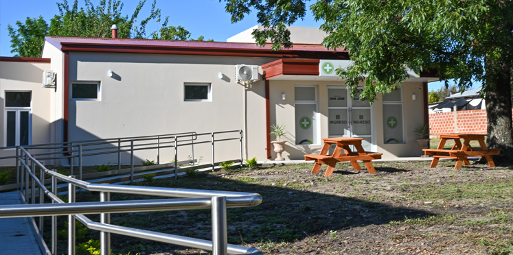 El Gobernador inauguró la ampliación del hospital de San José