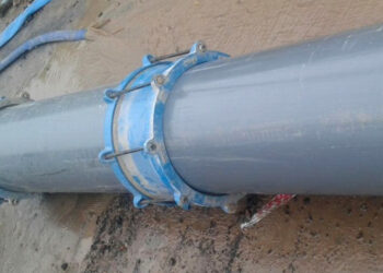 Paraná: Se repara caño maestro de impulsión de agua potable en avenida Don Bosco