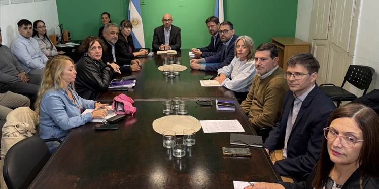 El gobierno provincial propuso un aumento del 3,5 por ciento a los gremios estatales y la paritaria pasó a cuarto intermedio