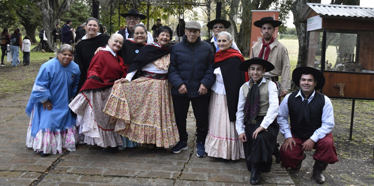 El Palacio San José fue parte de una experiencia cultural en el marco de su puesta en valor y Semana de los Museos