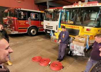 La Municipalidad de Colón entregó insumos por más de $1.500.000 a Bomberos Voluntarios