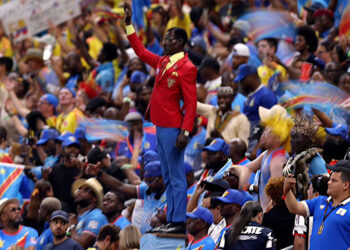 Artista congoleño hace historia en el Mundial de Fútbol y homenajea a Patrice Lumumba