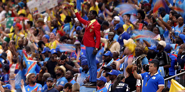 Artista congoleño hace historia en el Mundial de Fútbol y homenajea a Patrice Lumumba