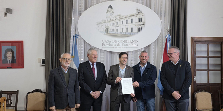 Colón dio un paso histórico: se firmó el acta para iniciar el traslado de las lagunas de tratamiento de efluentes cloacales