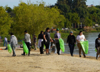 Paraná: La conciencia ambiental ganó relevancia en una jornada junto al río