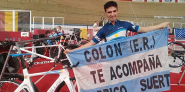 Medallista paralímpico y record mundial, homenajearon al orgullo colonense Rodrigo López