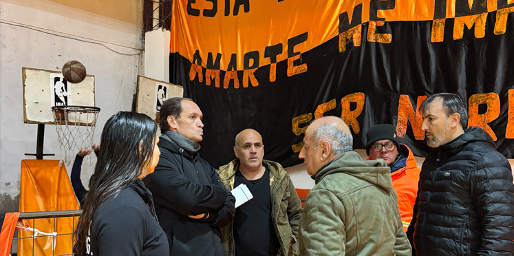 Santa Elena: El municipio entregó un importante aporte económico al Club Urquiza