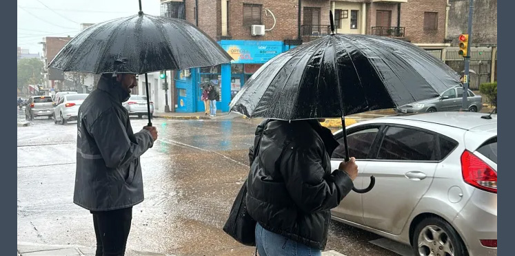 Para este jueves emiten alerta por tormentas en 10 departamentos de Entre Ríos
