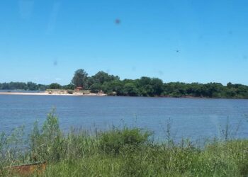«Cielo despejado con sol hoy Sábado, en la capital del turismo Colón Entre Rios»