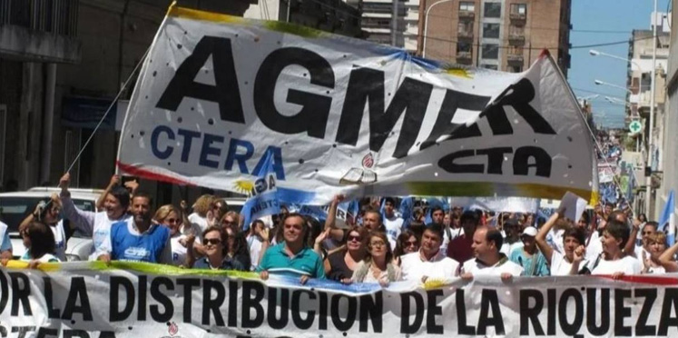 En medio de un conflicto creciente, gremios estatales y docentes se reúnen hoy con el Gobierno en paritaria