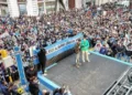 Marcos Senesi llegó a Concordia y fué recibido por una multitud
