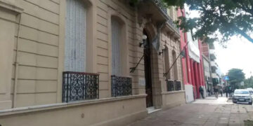 Allanan 11 geriátricos entrerrianos y denuncian “orgía de sobreprecios”