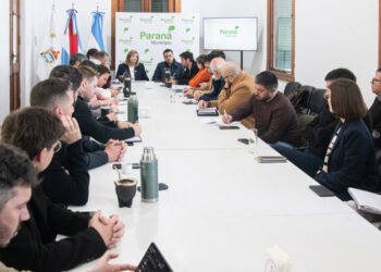 Paraná: En reunión de Gabinete ampliado, se realizó un balance de la gestión municipal