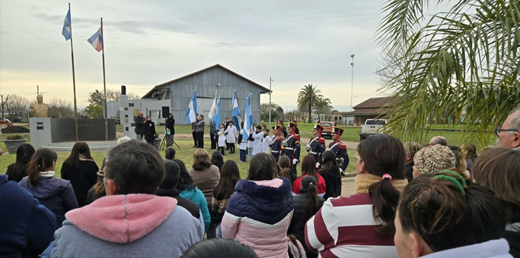 «Histórica visita de los Granaderos del Gral. San Martín en La Clarita»