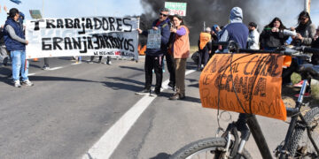 Se agudiza la situación en Granja Tres Arroyos. Ayer despidió a 255 empleados