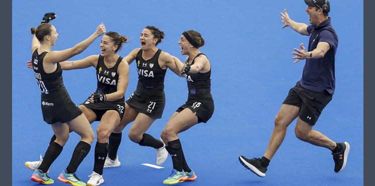 Las Leonas, tricampeonas del mundo