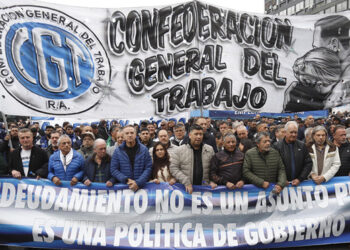 La Marcha por los endeudados reclamó medidas para aliviar a familias y pymes
